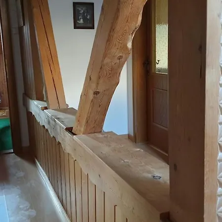 Apartmán Dachwohnung 60m2 Im 2. Stock Efh *